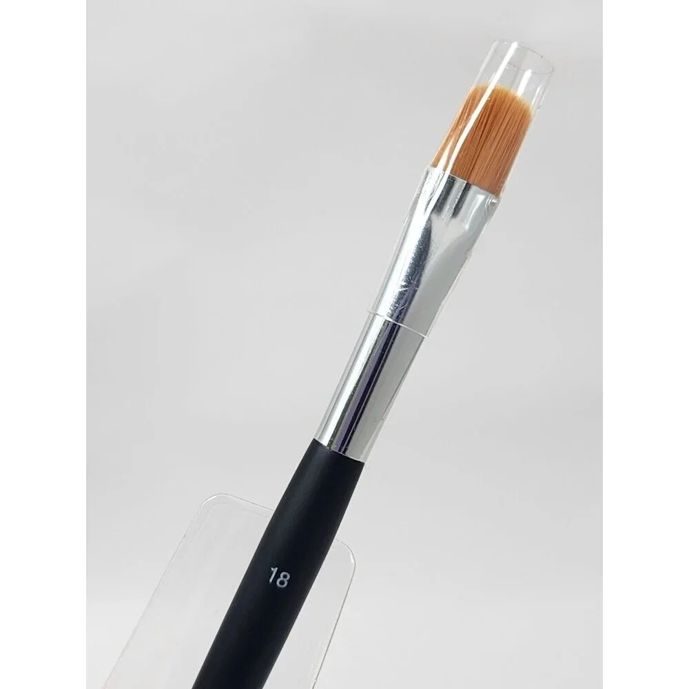 ABH Anastasia Beverly Hills Brush # 18 Precise Concealer Brush